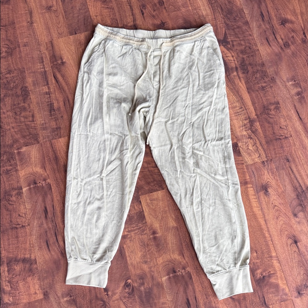 Aerie Women's Light Yellow Joggers